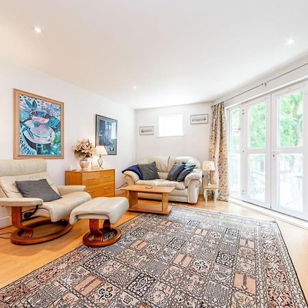 Pass The Keys Delightful Apartment Close To River In Se16 London Ngoại thất bức ảnh
